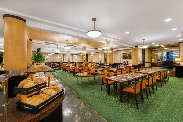 Hotel Hungaria City Center image 21